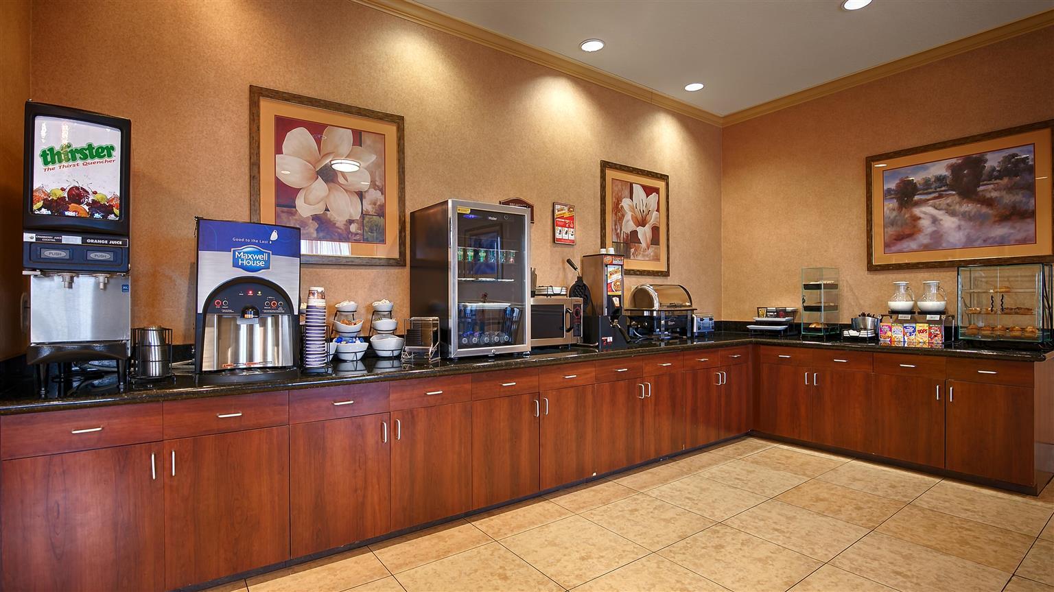 Americas Best Value Inn & Suites-Лівінґстон Екстер'єр фото