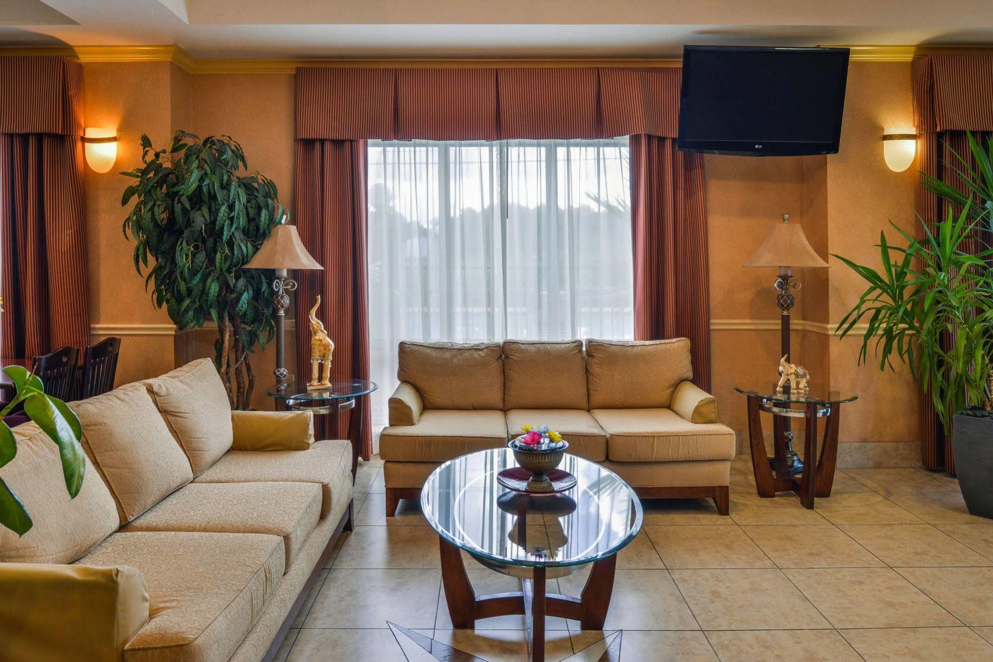 Americas Best Value Inn & Suites-Лівінґстон Екстер'єр фото