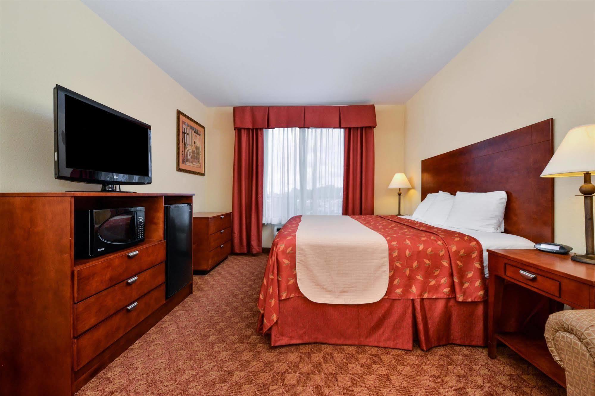 Americas Best Value Inn & Suites-Лівінґстон Екстер'єр фото
